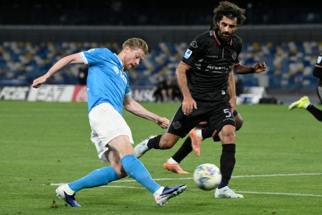 April 24, 2026, Napoli: Napoli s midfielder Kevin De Bruyne in action during the Italian Serie A soccer match SSC Napoli vs US Cremonese at Diego Armando Maradona Stadium in Naples, Italy, 24 april 2026. ANSA CIRO FUSCO. Serie A - Napoli Vs Cremonese  - ZUMAa110 20260424_zaf_a110_003 Copyright: xCiroxFuscox