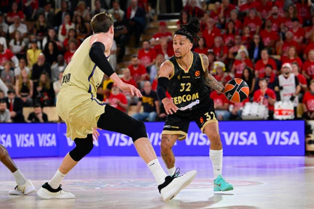 BASKET-BALL : AS Monaco VS FC Barcelona, Barca - Play-in EuroLeague - 24 04 2026 Matthew Strazel (ASM) -Play-in EuroLeague match between AS Monaco and FC Barcelona on April 24, 2026 at the Gaston-MÃ decin sports hall in Monaco. MonacoMonaco  Copyright: xWilliamxCannarellax