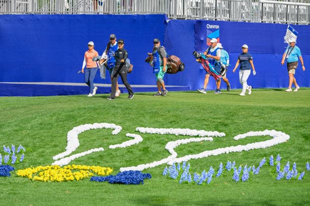 HOUSTON, TX - APRIL 23: Nasa Hataoka (JPN), Ina Yoon (KOR), and Jing Yan (USA) make their way down 15 during the first round of The Chevron Championship on April 23, 2026, at Memorial Park Golf Course in Houston, Texas. (Photo by Ken Murray Icon Sportswire) GOLF: APR 23 LPGA, Golf Damen The Chevron Championship EDITORIAL USE ONLY Icon2604230361