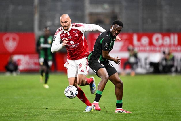 Stade Brestois 29 v RC Lens - Ligue 1 McDonald s 2025 2026 06 Samson BAIDOO (rcl) - 19 Ludovic AJORQUE (sb29) during the Ligue 1 McDonald s match between Brest and Lens at Stade Francis Le Ble on April 24, 2026 in Brest, France. Brest France  Copyright: xFEPx 776348372