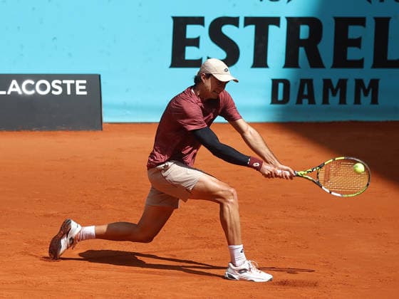 ESP: Mutua Madrid Open de Tenis Adam Walton during his second round match of the main draw of the Mutua Madrid Open de Tenis, played at the Caja Magica on April 25, 2026 in Madrid, Spain Madrid Spain Copyright: xALBERTOxSIMONx AgenciaxLOFx