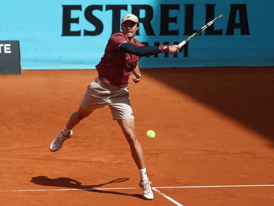 ESP: Mutua Madrid Open de Tenis Adam Walton during his second round match of the main draw of the Mutua Madrid Open de Tenis, played at the Caja Magica on April 25, 2026 in Madrid, Spain Madrid Spain Copyright: xALBERTOxSIMONx AgenciaxLOFx