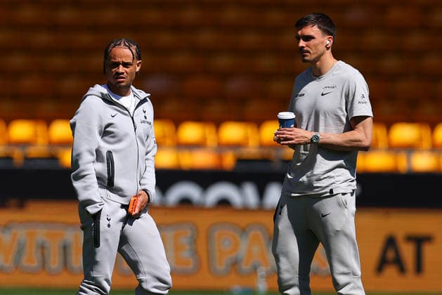 Wolverhampton Wanderers v Tottenham Hotspur, Premier League Xavi Simons and Joao Palhinha of Tottenham Hotspur before the Wolverhampton Wanderers v Tottenham Hotspur Premier League match at Molineux Stadium, Wolverhampton, England on 25 April 2026 Credit: Ryan Crockett Every Second Media Editorial use only. All images are copyright Every Second Media Limited. No images may be reproduced without prior permission. All rights reserved. Premier League and Football League images are subject to licensing agreements with Football DataCo Limited. see https: www.football-dataco.com Copyright: xIMAGO EveryxSecondxMediax ESM-1945-0026 RyanxCrockettx xEveryxSecondxMediax