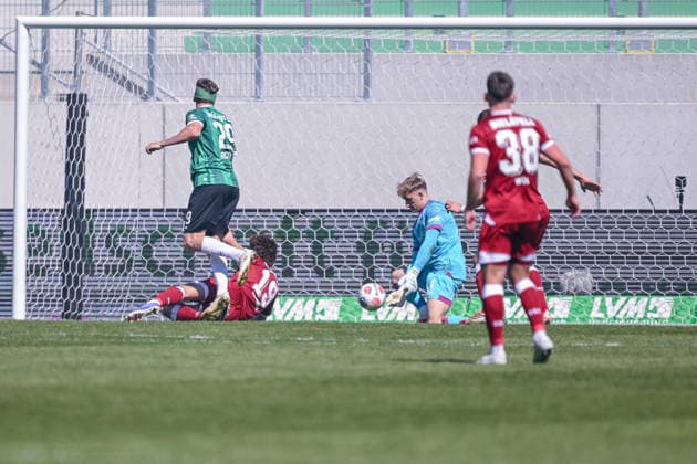 25.04.2026, Fussball, 2. Bundesliga, 31. Spieltag Saison 2025 2026, Preußen Münster - DSC Arminia Bielefeld, Imad Rondic (Preußen Münster) erzielt das Tor zum 2:3, xRHR-FOTO TKx