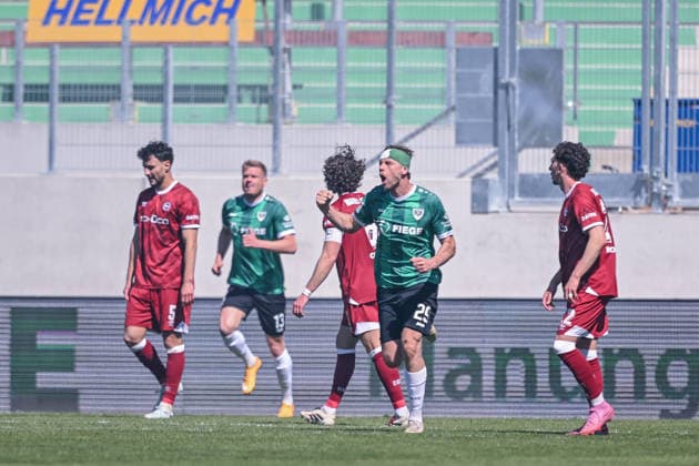 25.04.2026, Fussball, 2. Bundesliga, 31. Spieltag Saison 2025 2026, Preußen Münster - DSC Arminia Bielefeld, Imad Rondic (Preußen Münster) freut sich über das Tor zum 2:3, xRHR-FOTO TKx