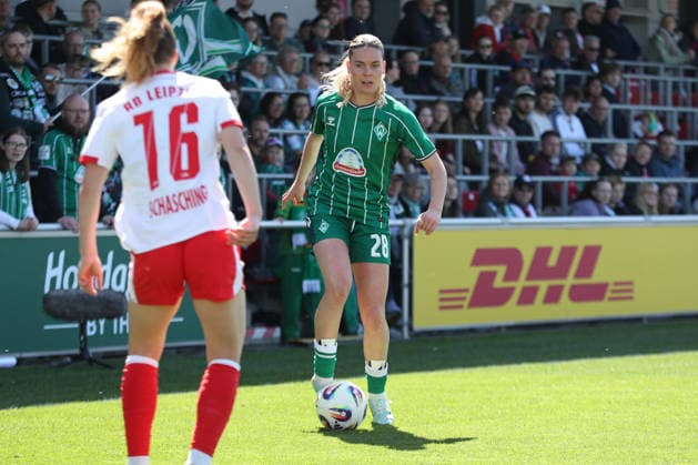 Google Pixel Frauen-Bundesliga, RB Leipzig - SV Werder Bremen; 25.04.2026 Juliane Wirtz (28, Werder Bremen). Fußball, Google Pixel Frauen-Bundesliga, Saison 2025 2026, 23. Spieltag: RB Leipzig vs. SV Werder Bremen am 25.04.2026, Trainingszentrum Cottaweg, Leipzig. DFB REGULATIONS PROHIBIT ANY USE OF PHOTOGRAPHS AS IMAGE SEQUENCES AND OR QUASI-VIDEO. Copyright: xBEAUTIFULxSPORTS JanxKaeferx