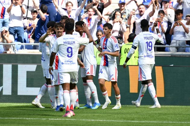 Olympique Lyonnais v AJ Auxerre - Ligue 1 McDonald s 2025 2026 17 Afonso MOREIRA (ol) - 44 Khalis MERAH (ol) during the Ligue 1 McDonald s match between Lyon and Auxerre at Groupama Stadium on April 25, 2026 in Lyon, France. Lyon France  Copyright: xFEPx 776348368