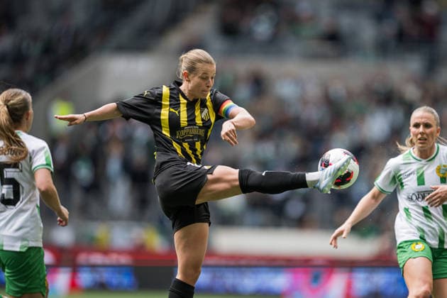 260425 Anna Anvegard of Häcken during the UEFA Women s Europa Cup final match leg 1 between Hammarby and Häcken on April 25, 2026 in Stockholm. Photo: Jonathan Näckstrand BILDBYRAN COP 94 JN0267 fotboll football soccer fotball europa cup hammarby häcken uefa womens europa cup dam bbeng Copyright: JONATHANxNÄCKSTRAND BB260425JN020