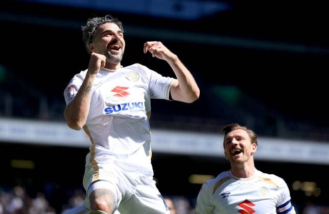 Callum Paterson of Milton Keynes Dons celebrates scoring their side s third goal of the game Milton Keynes Dons v Tranmere Rovers, EFL Sky Bet League Two, Football, Stadium MK, Milton Keynes, UK - 25 Apr 2026Milton Keynes Stadium MK United Kingdom EDITORIAL USE ONLY No use with unauthorised audio, video, data, fixture lists, club league logos or live services. Online in-match use limited to 120 images, no video emulation. No use in betting, games or single club league player publications. Copyright: xGeorgexTewkesbury Shutterstockx 16838787an