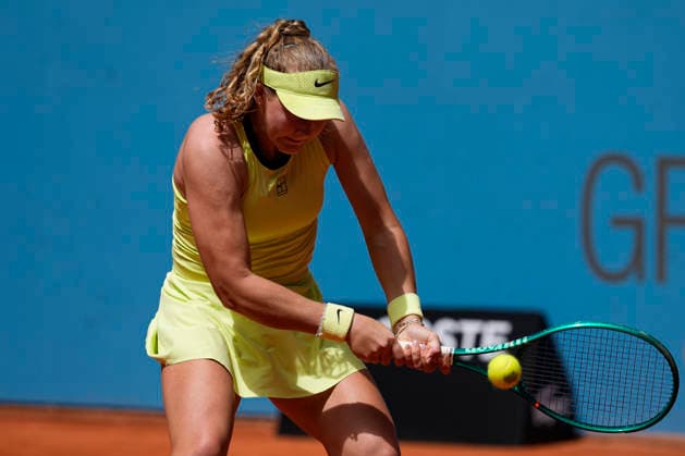 April 25, 2026, Madrid, Madrid, Spain: Mirra Andreeva of Russia plays against Dalma Galfi of Hungary during the Mutua Madrid Open 2026, ATP, Tennis Herren Masters 1000 and WTA, Tennis Damen 1000, at La Caja Magica on April 25, 2026 in Madrid, Spain. Mutua Madrid Open 2026 - Day 6 - ZUMAa181 20260425_zaa_a181_078 Copyright: xOscarxJ.xBarrosox