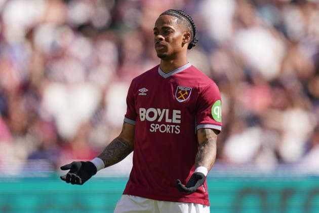 West Ham United v Everton, Premier League Crysencio Summerville of West Ham United during the West Ham United v Everton Premier League match at the London Stadium, London, England on 25 April 2026 Credit: Dylan Hepworth Every Second Media Editorial use only. All images are copyright Every Second Media Limited. No images may be reproduced without prior permission. All rights reserved. Premier League and Football League images are subject to licensing agreements with Football DataCo Limited. see https: www.football-dataco.com Copyright: xIMAGO EveryxSecondxMediax ESM-1946-0021 DylanxHepworthx xEveryxSecondxMediax