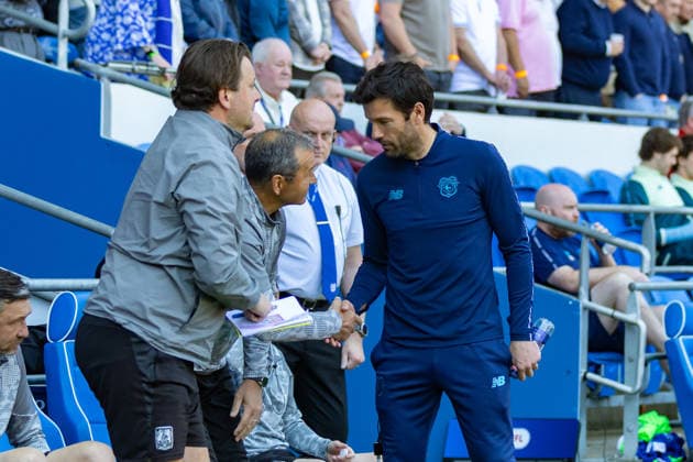 Cardiff City v Northampton Town, EFL Sky Bet League 1 Northampton Town FC s Technical Director Colin Calderwood shakes hands with Cardiff City FC Manager Brian Barry-Muphy during the EFL Sky Bet League 1 match between Cardiff City and Northampton Town at the Cardiff City Stadium, Cardiff, UK on 25 April 2026. Cardiff Cardiff City Stadium South Glamorgan UK Editorial use only DataCo restrictions apply See www.football-dataco.com , Copyright: xDanxMintox PSI-24150-0002
