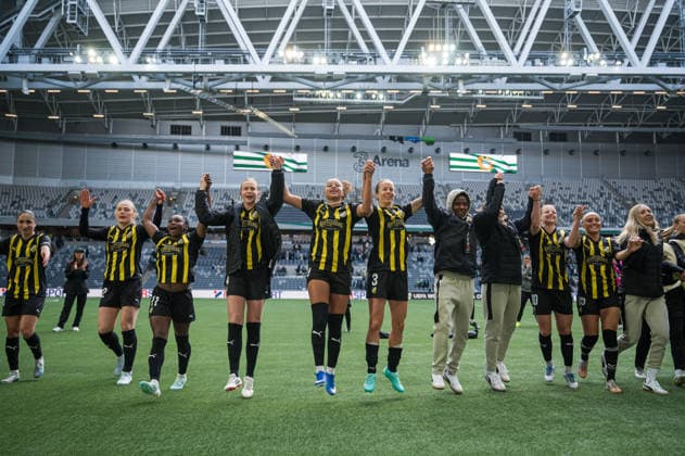 260425 Players of Häcken celebrate after the UEFA Women s Europa Cup final match leg 1 between Hammarby and Häcken on April 25, 2026 in Stockholm. Photo: Jonathan Näckstrand BILDBYRAN COP 94 JN0267 fotboll football soccer fotball europa cup hammarby häcken uefa womens europa cup dam bbeng jubel Copyright: JONATHANxNÄCKSTRAND BB260425JN037