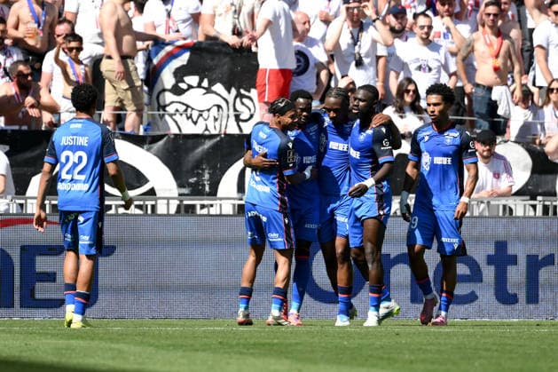 Olympique Lyonnais v AJ Auxerre - Ligue 1 McDonald s 2025 2026 05 Kevin DANOIS (aja) - 10 Lassine SINAYOKO (aja) - 19 Danny NAMASO (aja) - 20 Sinaly DIOMANDE (aja) - 24 Bryan OKOH (aja) during the Ligue 1 McDonald s match between Lyon and Auxerre at Groupama Stadium on April 25, 2026 in Lyon, France. Lyon France  Copyright: xFEPx 776348368