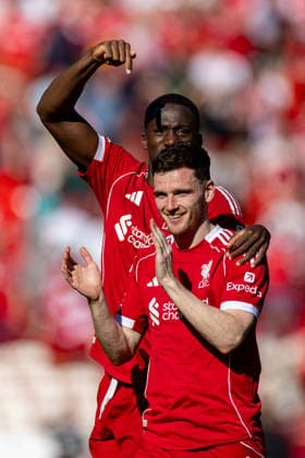Football - FA Premier League - Liverpool FC v Crystal Palace FC LIVERPOOL, ENGLAND - Saturday, April 25, 2026: Liverpool s Ibrahima KonatÃ (R) points to Andy Robertson after the FA Premier League match between Liverpool FC and Crystal Palace FC at Anfield. Liverpool won 3-1. (Photo by David Rawcliffe Propaganda) LIVERPOOL Anfield MERSEYSIDE ENGLAND  Copyright: xDavidxRawcliffex P2026-04-25-Liverpool_Crystal_Palace-114