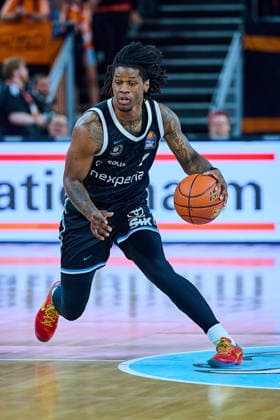 Portrait, Portraet, Freisteller von Leonhard Thorpe jr. (Veolia Towers Hamburg, 02) GER, ratiopharm ulm vs. Veolia Towers Hamburg, Basketball, 31. Spieltag, EasyCredit BBL, Spielzeit 2025 2026, 25.04.2026 GER, ratiopharm ulm vs. Veolia Towers Hamburg, Basketball, 31. Spieltag, EasyCredit BBL, Spielzeit 2025 2026, 25.04.2026 Neu-Ulm Copyright: xEibner-Pressefoto GeraldxOelze-dexStoppanyx EP_ODS