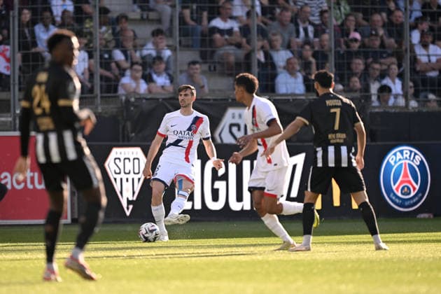 Angers SCO v Paris Saint-Germain - Ligue 1 McDonald s 2025 2026 08 Fabian RUIZ PENA (psg) during the Ligue 1 McDonald s match between Angers and Paris Saint-Germain at Stade Raymond Kopa on April 25, 2026 in Angers, France. Angers France  Copyright: xFEPx 776348371