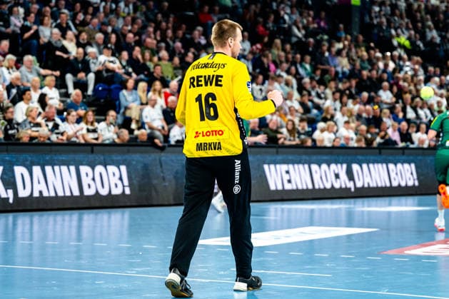 25.04.2026, xdobgx, Handball Daikin HBL, THW Kiel - SC DHfK Leipzig v.l. TomaÅ¡ Mrkva (SC DHfK Leipzig Verein, 16) Jubelt ueber gehaltenen Ball, abgewehrt, gehalten, Torhueter Kiel