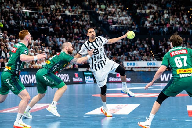 25.04.2026, xdobgx, Handball Daikin HBL, THW Kiel - SC DHfK Leipzig v.l. Mohab Mohamed Saeed Abdelhak (Kiel, 48) am Ball, plays the ball Kiel