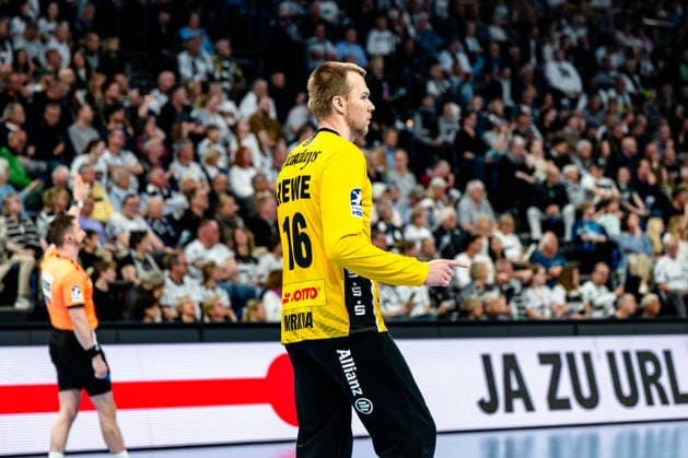 25.04.2026, xdobgx, Handball Daikin HBL, THW Kiel - SC DHfK Leipzig v.l. TomaÅ¡ Mrkva (SC DHfK Leipzig Verein, 16) Jubelt ueber gehaltenen Ball, abgewehrt, gehalten, Torhueter Kiel