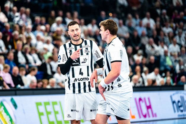 25.04.2026, xdobgx, Handball Daikin HBL, THW Kiel - SC DHfK Leipzig v.l. Domagoj Duvnjak (Kiel, 4), Lukas Laube (Kiel, 20) im Gespräch, in conversation Kiel