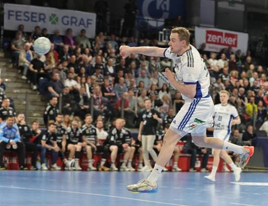 25.04.2026 - Handball - 1. Bundesliga DAIKIN HBL - Saison 2025 2026 - 29. Spieltag: HC Erlangen Metropolregion Nürnberg HCE - Handball Verein Hamburg - DaMa - xdaxmax - Moritz Sauter (33, Handball Sport Verein Hamburg )