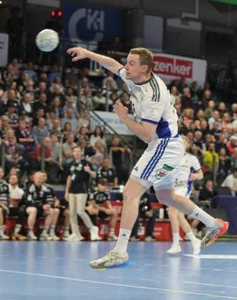 25.04.2026 - Handball - 1. Bundesliga DAIKIN HBL - Saison 2025 2026 - 29. Spieltag: HC Erlangen Metropolregion Nürnberg HCE - Handball Verein Hamburg - DaMa - xdaxmax - Moritz Sauter (33, Handball Sport Verein Hamburg )