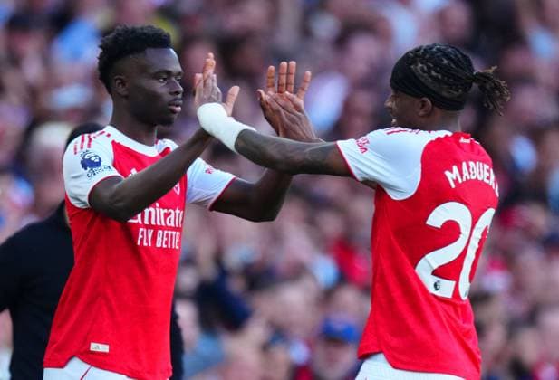 Bukayo Saka of Arsenal comes on for Noni Madueke Arsenal v Newcastle United, Premier League, Football, Emirates Stadium, London, UK - 25 Apr 2026London Emirates Stadium United Kingdom EDITORIAL USE ONLY No use with unauthorised audio, video, data, fixture lists, club league logos or live services. Online in-match use limited to 120 images, no video emulation. No use in betting, games or single club league player publications. Copyright: xJavierxGarcia Shutterstockx 16838834ae