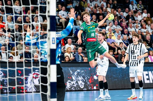 25.04.2026, xdobgx, Handball Daikin HBL, THW Kiel - SC DHfK Leipzig v.l. Staffan Peter (SC DHfK Leipzig Verein, 18) beim Wurf, in action, throwing Kiel