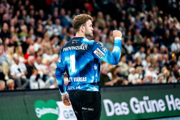 25.04.2026, xdobgx, Handball Daikin HBL, THW Kiel - SC DHfK Leipzig v.l. Gonzalo Perez De Vargas (Kiel, 1) Jubelt ueber gehaltenen Ball, abgewehrt, gehalten, Torhueter Kiel
