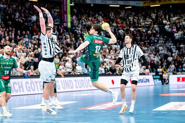 25.04.2026, xdobgx, Handball Daikin HBL, THW Kiel - SC DHfK Leipzig v.l. Lukas Laube (Kiel, 20), MatÄ›j Klima (SC DHfK Leipzig Verein, 13) beim Wurf, in action, throwing Kiel