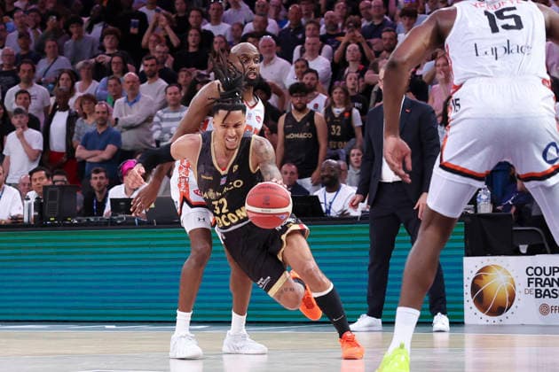 BASKETBALL : Le Mans Vs Monaco - Finale coupe de France masculine - 25 04 2026 Matthew Strazel (Monaco) Vs Johnny Berhanemeskel (Le Mans) ParisFrance  Copyright: xMichaelxBaucherx