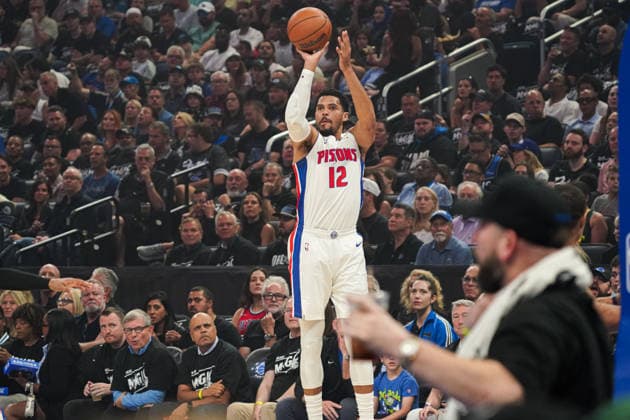 Detroit Pistons at Orlando Magic, Orlando, Florida, USA Orlando, Florida, USA, April 25, 2026, Detroit Pistons forward Tobias Harris 12 shooting a three at the Kia Center. Copyright: xMartyxJean-Louisx