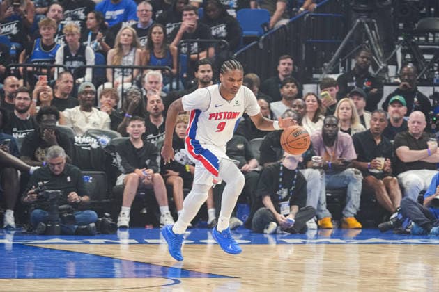 Detroit Pistons at Orlando Magic, Orlando, Florida, USA Orlando, Florida, USA, April 25, 2026, Detroit Pistons guard Ausar Thompson 9 rushing forward at the Kia Center. Copyright: xMartyxJean-Louisx
