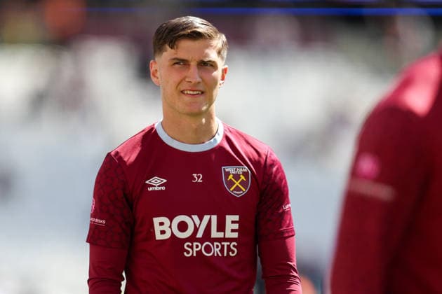 LONDON, ENGLAND, APRIL 25: Freddie Potts of West Ham United during the Premier League match between West Ham United and Everton at London Stadium on April 25th, 2026 in London, England (Photo by Alexander Canillas Sports Press Photo) Copyright: xAlexanderxCanillas SPPx Sportspressphoto_SPR136055