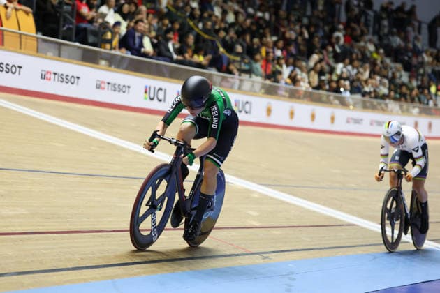 UCI Track World Cup: Nilai Picture by Alex Whitehead SWpix.com - 26 04 2026 - Cycling - UCI Track World Cup: Nilai - Velodrom Nasional Malaysia, Nilai, Malaysia - Women s Omnium - Elimination Race 3 4 - Lara Gillespie (Ireland) Copyright: x xSWpix.comx(t axPhotographyxHubxLtd)xAlexxWhitehead SWpix.comx SWP-3030-13334