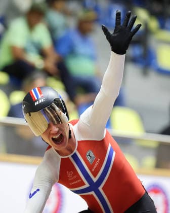 UCI Track World Cup: Nilai Picture by Alex Whitehead SWpix.com - 26 04 2026 - Cycling - UCI Track World Cup: Nilai - Velodrom Nasional Malaysia, Nilai, Malaysia - Women s Omnium - Points Race 4 4 - Anita Yvonne Stenberg (Norway) wins the Gold Medal Copyright: x xSWpix.comx(t axPhotographyxHubxLtd)xAlexxWhitehead SWpix.comx SWP-3030-13381