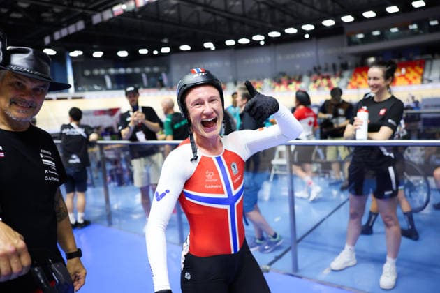 UCI Track World Cup: Nilai Picture by Alex Whitehead SWpix.com - 26 04 2026 - Cycling - UCI Track World Cup: Nilai - Velodrom Nasional Malaysia, Nilai, Malaysia - Women s Omnium - Points Race 4 4 - Anita Yvonne Stenberg (Norway) wins the Gold Medal Copyright: x xSWpix.comx(t axPhotographyxHubxLtd)xAlexxWhitehead SWpix.comx SWP-3030-13392