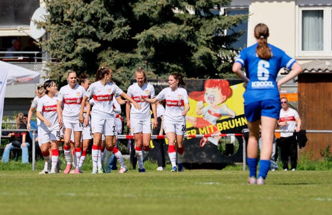 26.04.2026, Deutschland, Stuttgart, Fußball 2. Frauen-Bundesliga, 15. Spieltag, VfB Stuttgart vs. SV Meppen 1912, Jubel nach dem 1:0 Tor, Torschützin Nicole Billa (VfB)