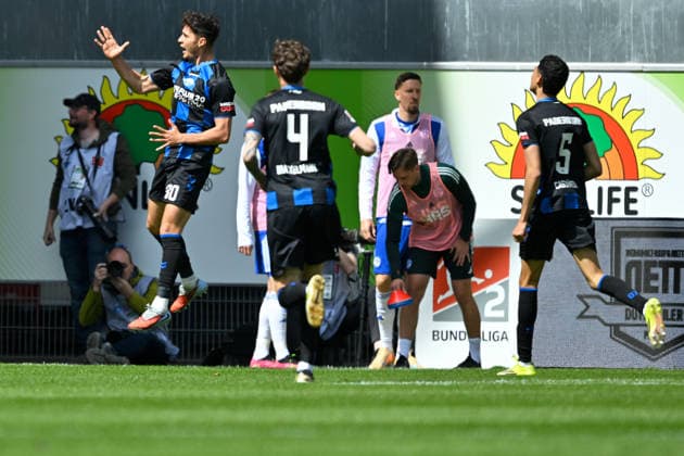 Paderborn, Home Deluxe Arena, 26.04.26, GER, Herren, 2.Bundesliga, Saison 2025-2026, SC Paderborn 07 - FC Schalke 04 Bild: Stefano MARINO (Paderborn) jubelt nach seinem Tor zum 2:0 DFL regulations prohibit any use of photographs as image sequences and or quasi-video. NRW Deutschland