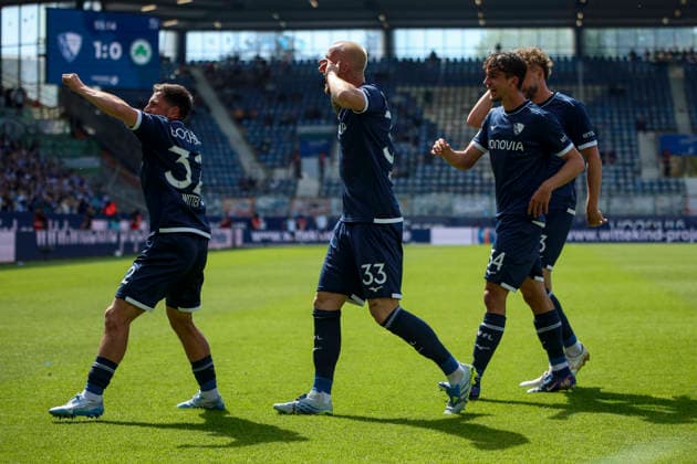 26.04.2026, GER, Fussball, Herren, 2. BL, Saison 2025 2026, Vfl Bochum vs SpVgg Greuther Fürth Philipp Hofmann (Bochum) Torjubel, jubelt mit seiner Mannschaft nach dem Treffer zum 2:0 Bochum vonovia Ruhrstadion Nordrhein-Westfalen Deutschland