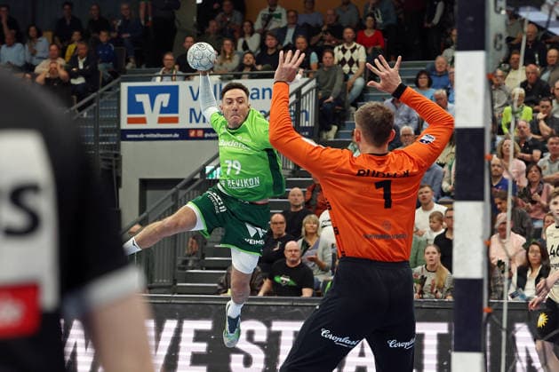 26.04.2026, xovx, Handball Daikin Handball Bundesliga, HSG Wetzlar - Bergischer HC v.l. Ahmet Nafea (HSG Wetzlar), Christopher Rudeck (Bergischer HC) Wetzlar Buderus-Arena Hessen Deutschland (DE)