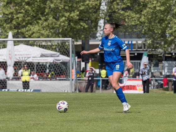 Lana Hubbeling (SV Meppen, 18) am Ball GER, VfB Stuttgart vs. SV Meppen, Fussball, 2. Frauen Bundesliga, 23. Spieltag, Spielzeit 2025 2026, 26.04.2026 GER, VfB Stuttgart vs. SV Meppen, Fussball, 2. Frauen Bundesliga, 23. Spieltag, Spielzeit 2025 2026, 26.04.2026 Stuttgart Copyright: xEibner-Pressefoto CarstenxSchwerx EP_CSG