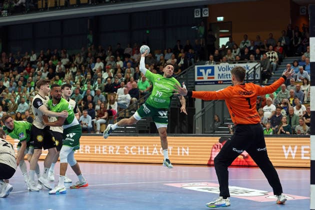 26.04.2026, xovx, Handball Daikin Handball Bundesliga, HSG Wetzlar - Bergischer HC v.l. Justin Müller (HSG Wetzlar), Julian Fuchs (Bergischer HC), Philipp Ahouansou (HSG Wetzlar), Aron Seesing (Bergischer HC), Ahmet Nafea (HSG Wetzlar), Christopher Rudeck (Bergischer HC) Wetzlar Buderus-Arena Hessen Deutschland (DE)