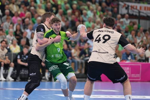 HSG Wetzlar v Bergischer HC - DAIKIN Handball-Bundesliga Niklas Theiß ( 9 Wetzlar ) during the Daikin Handball-Bundesliga match between HSG Wetzlar and Bergischer HC at Buderus Arena Wetzlar. Wetzlar Wetzlar, Germany, April 26nd 202 GERMANY Copyright: xJuliaxKneisslx xSPPx Sportspressphoto_SPR136764