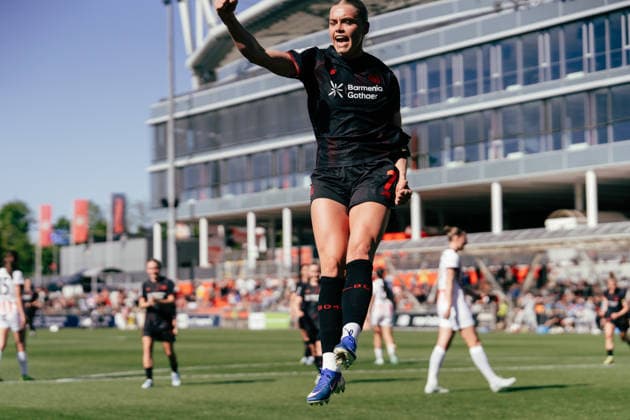 26.04.26, Women, Football, Google Pixel Frauen Bundesliga, Season 2025 2026, Bayer 04 Leverkusen - SC Freiburg, Matchday 23 Cornelia Kramer 7 von Bayer 04 Leverkusen goal celebration for the 3:0 shot with penalty Leverkusen Ulrich-Haberland-Stadion NRW Deutschland