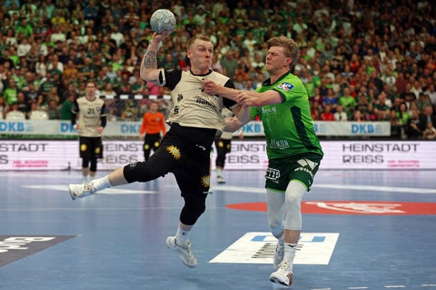 26.04.2026, xovx, Handball Daikin Handball Bundesliga, HSG Wetzlar - Bergischer HC v.l. Noah Beyer (Bergischer HC), Tristan Kirschner (HSG Wetzlar) Wetzlar Buderus-Arena Hessen Deutschland (DE)