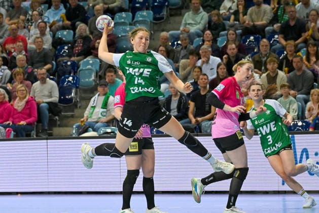 Marie Steffen (VfL Oldenburg, 14) wirft VfL Oldenburg vs. SV Union Halle-Neustadt, ALSCO Handball Bundesliga Frauen, Playoffs, 2. Spieltag, Saison 2025 2026, 25.04.2026, VfL Oldenburg vs. SV Union Halle-Neustadt, ALSCO Handball Bundesliga Frauen, Playoffs, 2. Spieltag, Saison 2025 2026, 25.04.2026 Oldenburg Copyright: xEibner-Pressefoto RobertxGertzenx EP_RGN