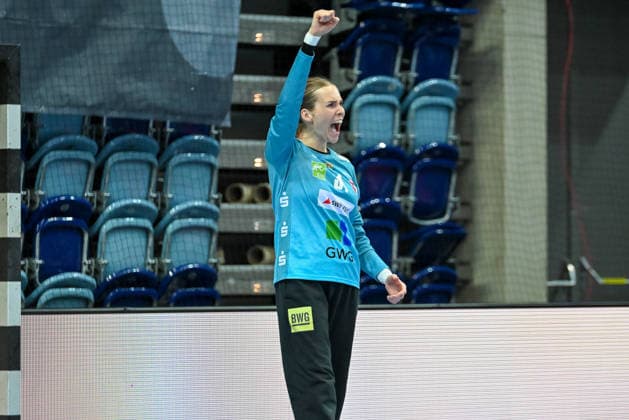 Sofie Kruggel (SV Union Halle-Neustadt, 31) jubelt VfL Oldenburg vs. SV Union Halle-Neustadt, ALSCO Handball Bundesliga Frauen, Playoffs, 2. Spieltag, Saison 2025 2026, 25.04.2026, VfL Oldenburg vs. SV Union Halle-Neustadt, ALSCO Handball Bundesliga Frauen, Playoffs, 2. Spieltag, Saison 2025 2026, 25.04.2026 Oldenburg Copyright: xEibner-Pressefoto RobertxGertzenx EP_RGN