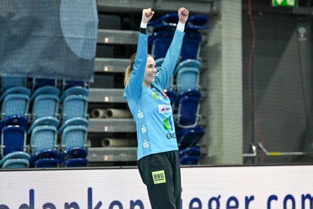 Sofie Kruggel (SV Union Halle-Neustadt, 31) jubelt VfL Oldenburg vs. SV Union Halle-Neustadt, ALSCO Handball Bundesliga Frauen, Playoffs, 2. Spieltag, Saison 2025 2026, 25.04.2026, VfL Oldenburg vs. SV Union Halle-Neustadt, ALSCO Handball Bundesliga Frauen, Playoffs, 2. Spieltag, Saison 2025 2026, 25.04.2026 Oldenburg Copyright: xEibner-Pressefoto RobertxGertzenx EP_RGN